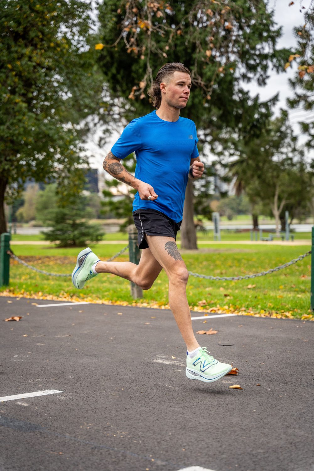 tempo-220620-running-company-01