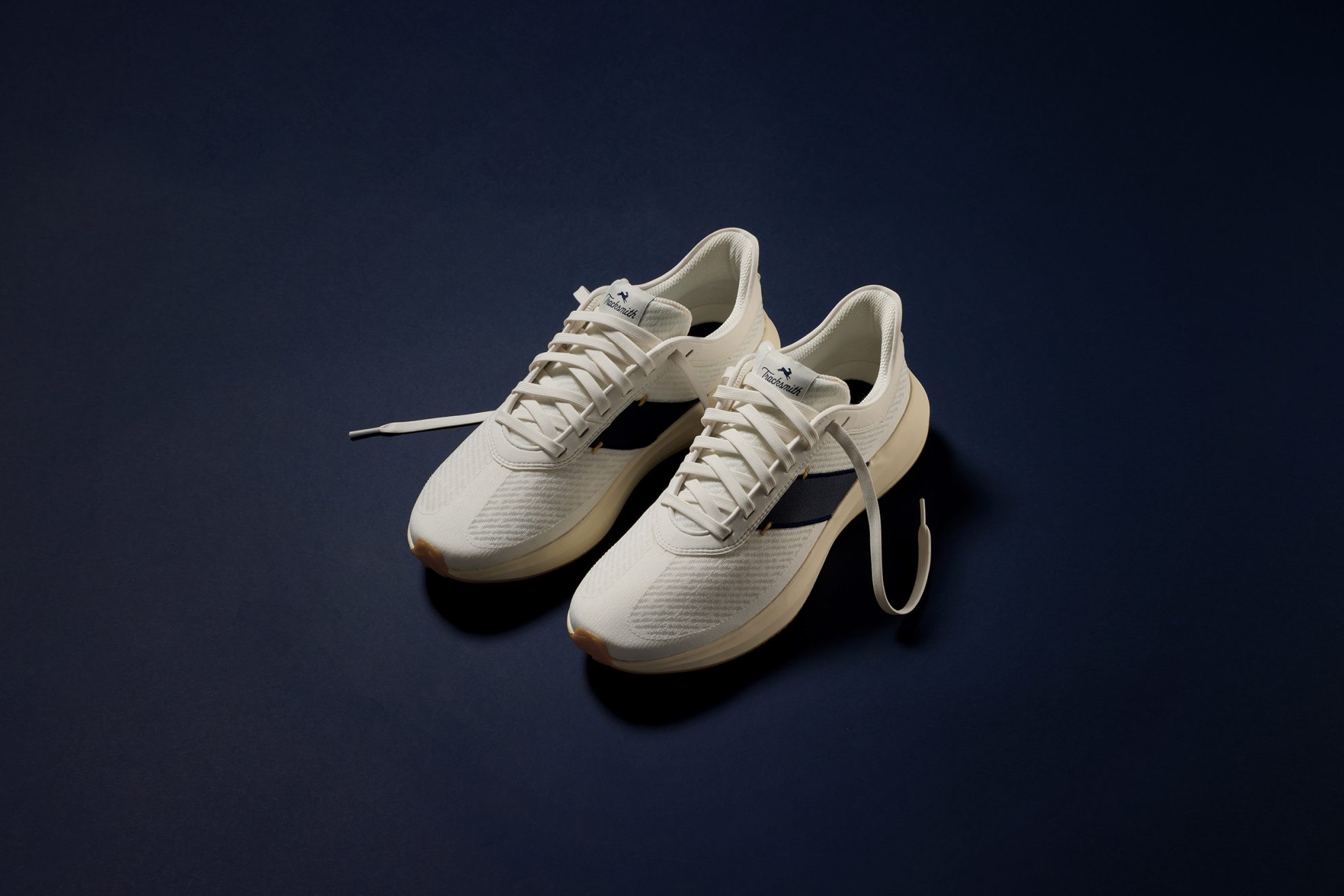 tempo-220927-tracksmith-cover