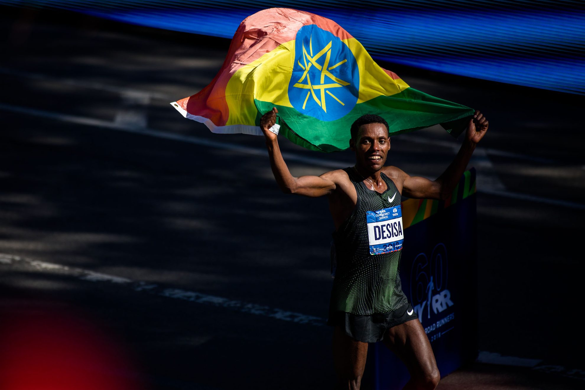 coach hudson 0905 web