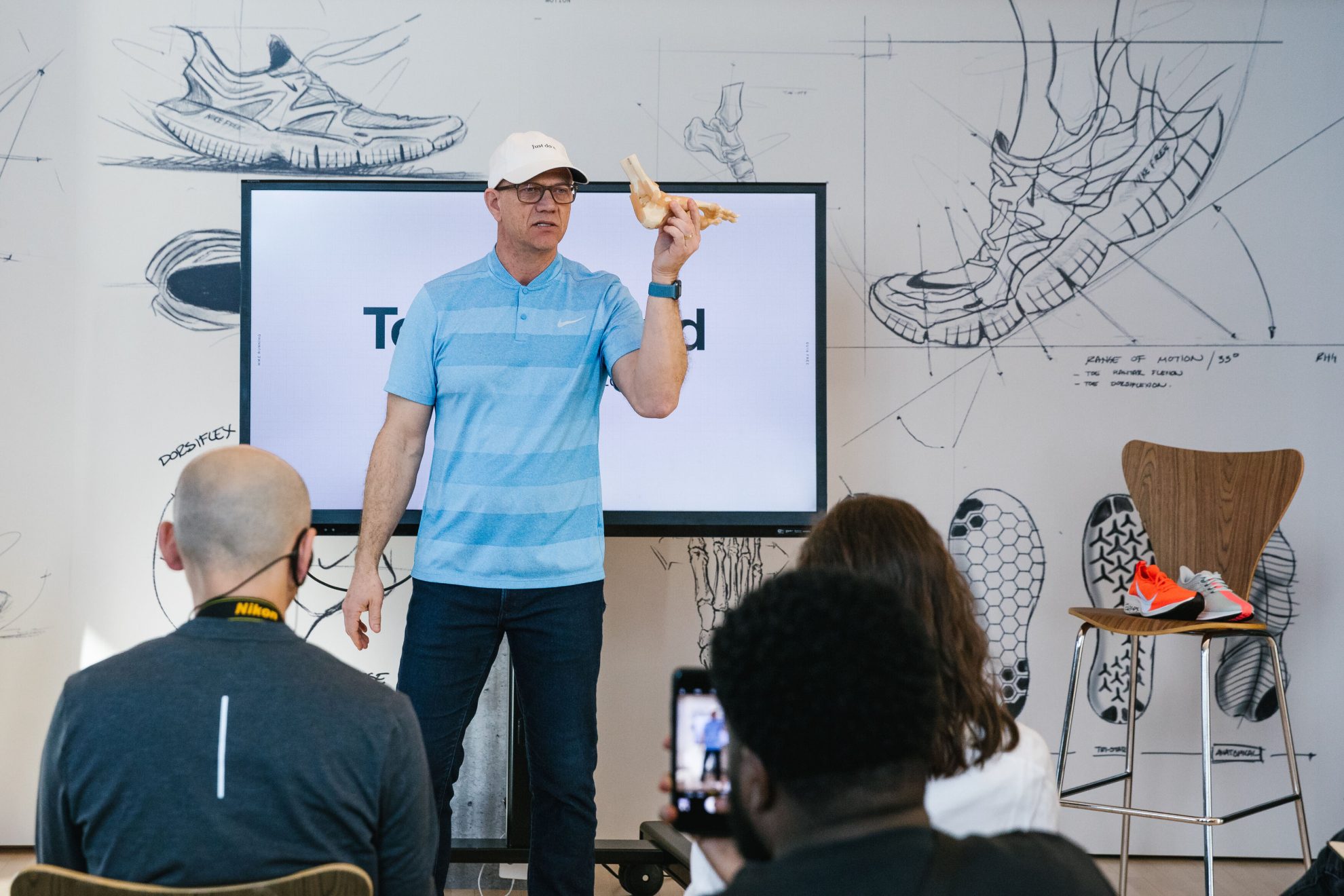 global media nikeHQ 0010