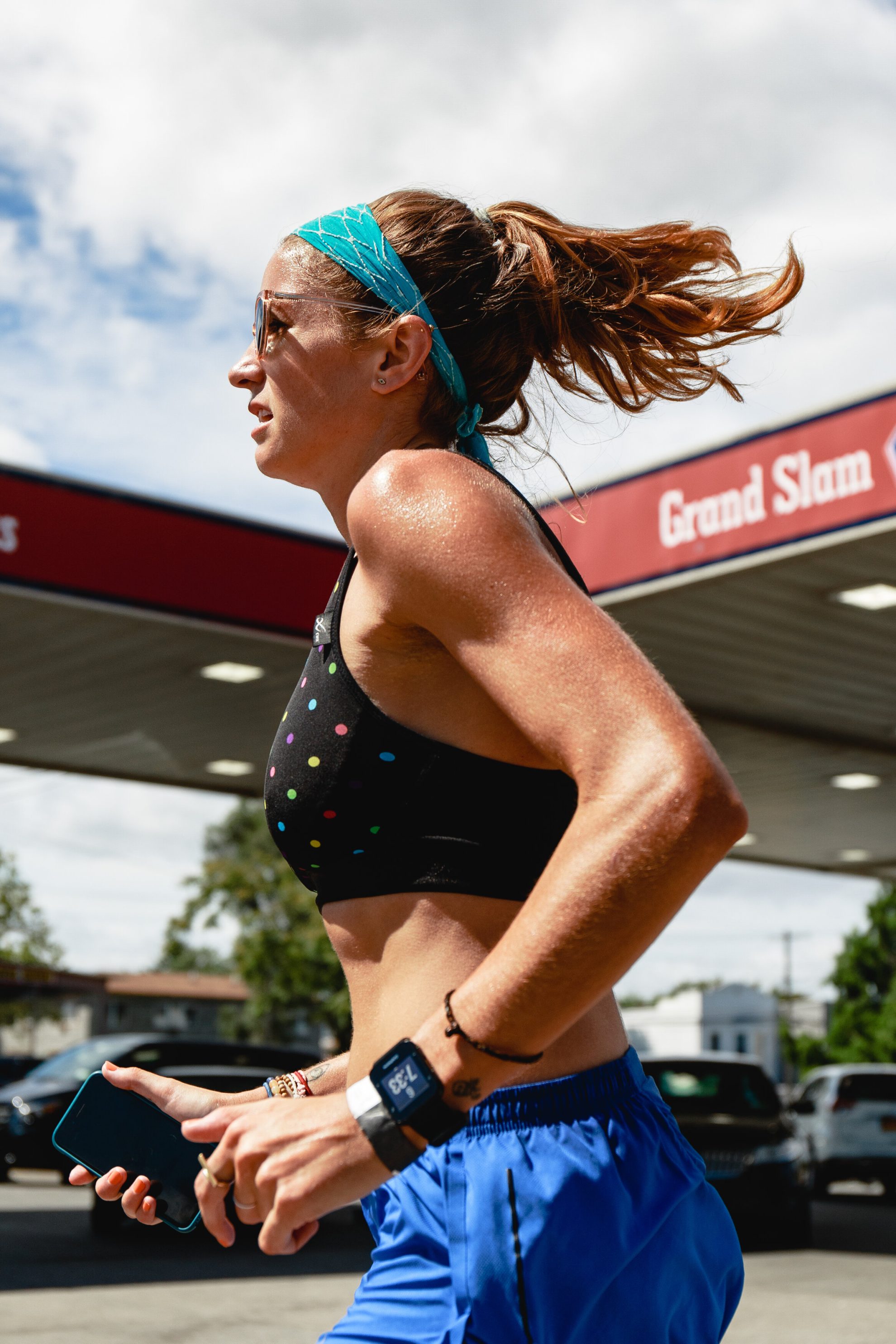 Jeanne Hangover Miles TEMPO 180721 00316