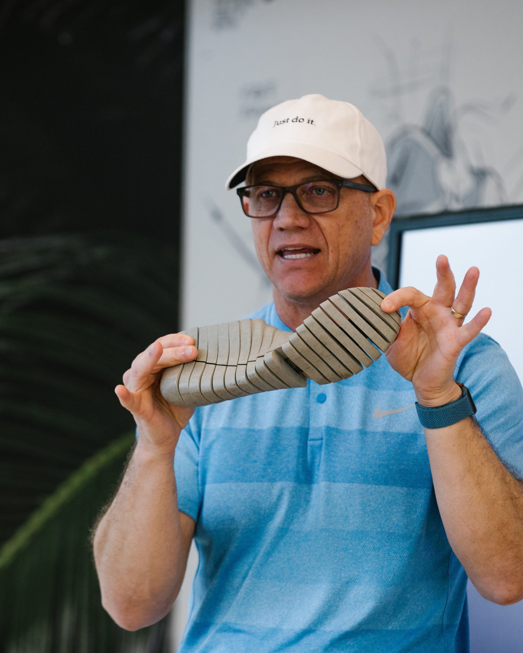 global media nikeHQ 0012