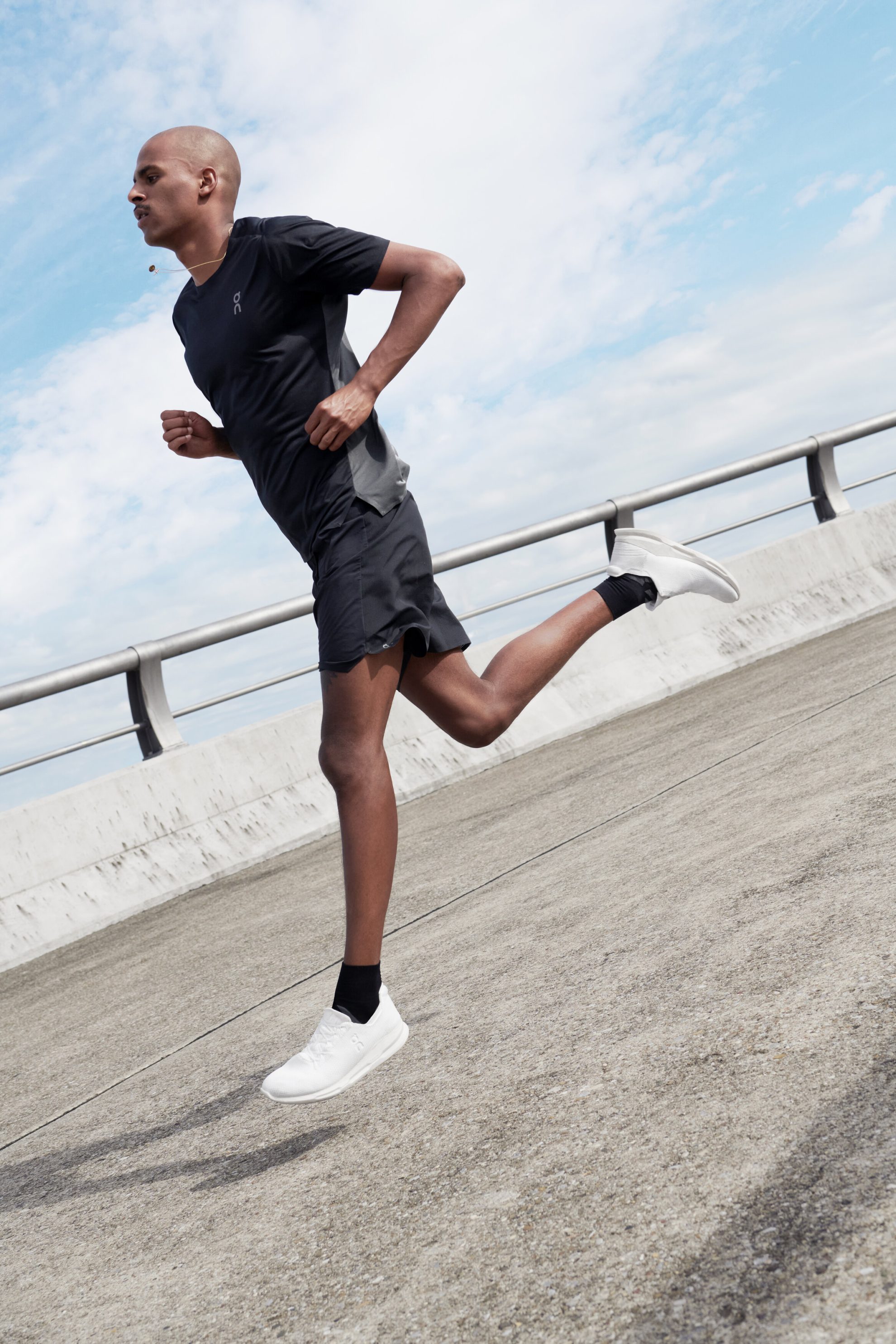 SS22 Cyclon Editorial 9