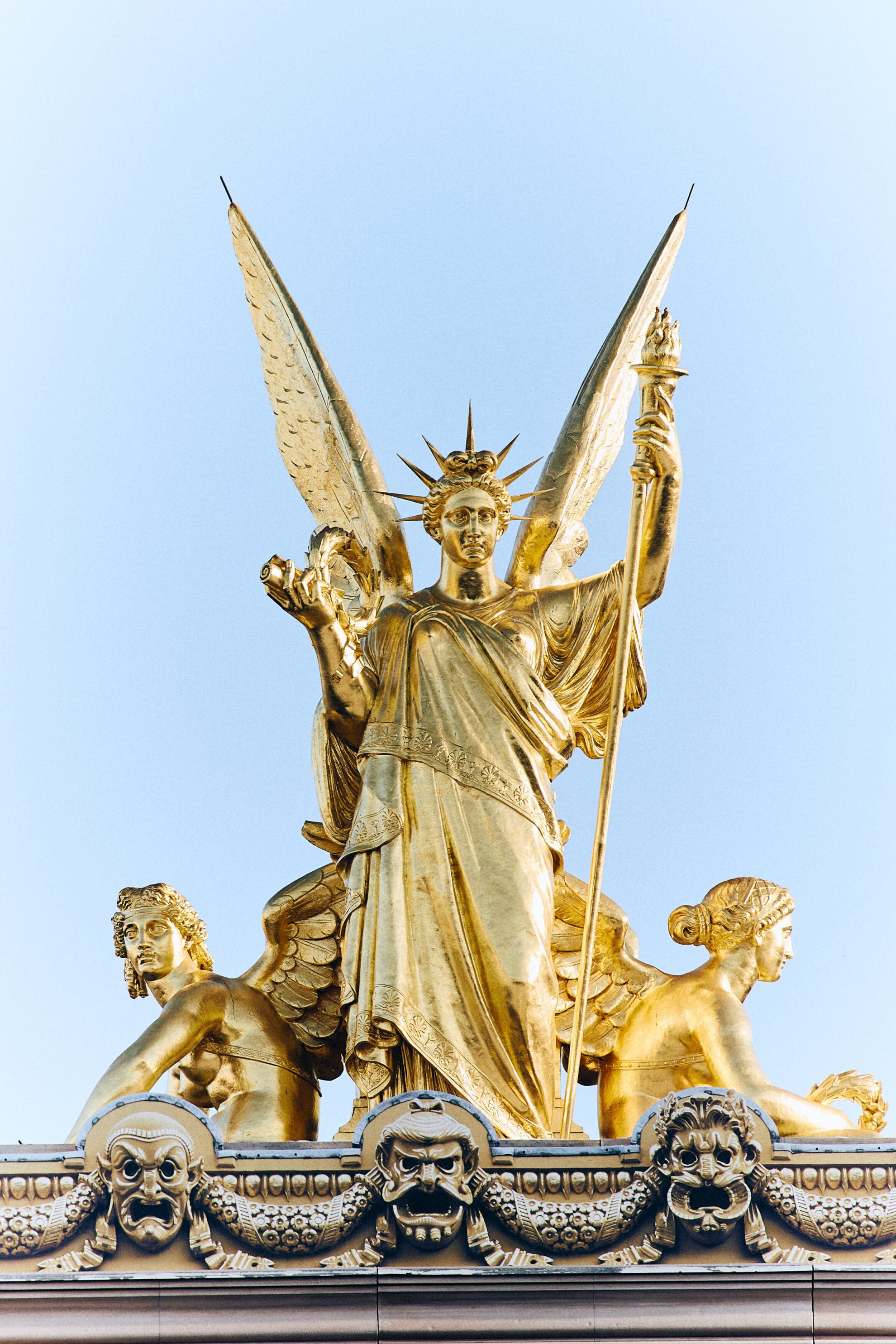 Gold statue