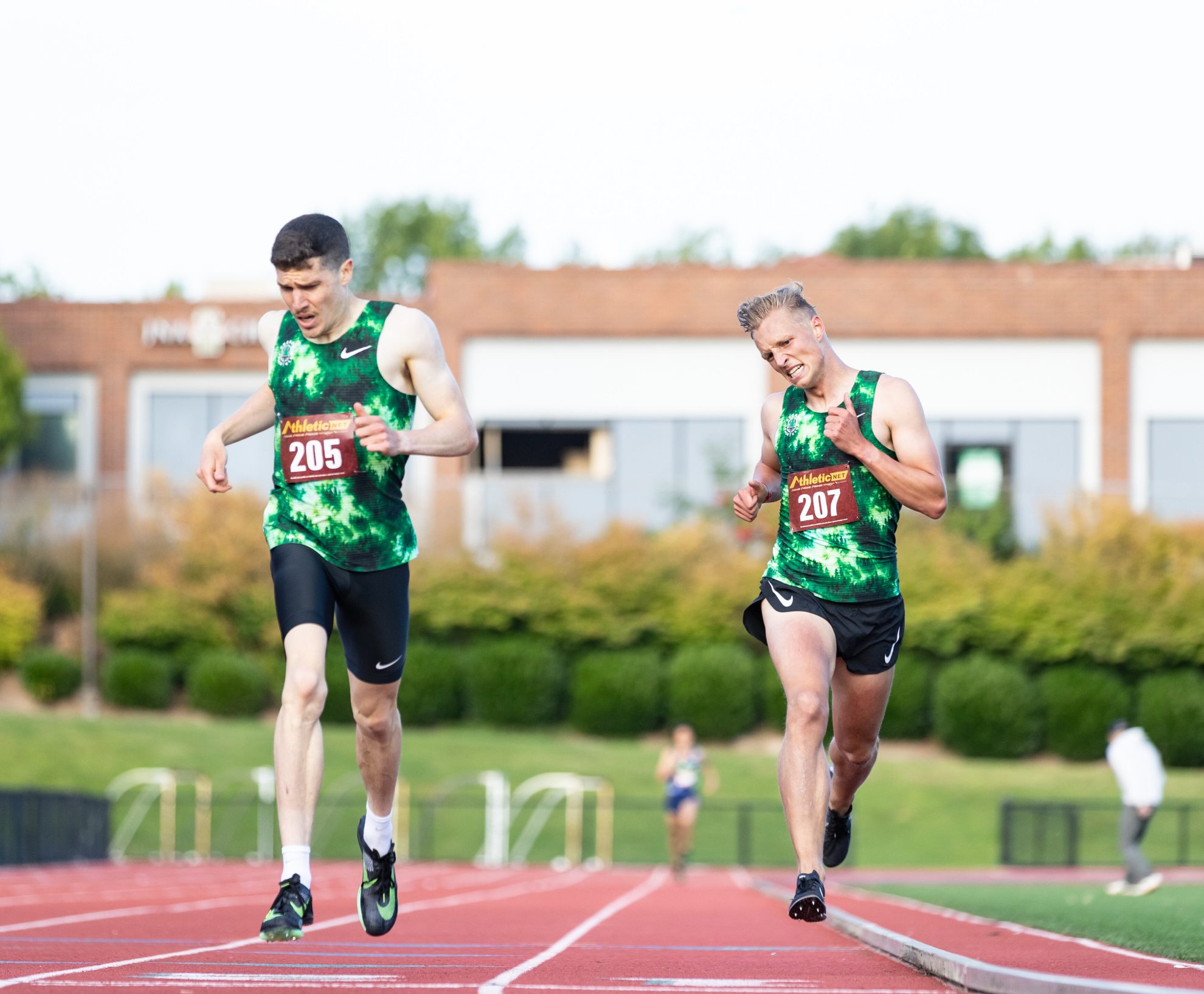 TEM2007-001 TheBigFriendly -113